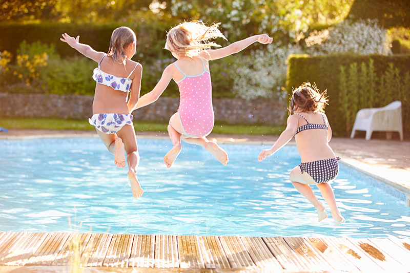 Safety Tips to Keep Kids Safe in Swimming Pools